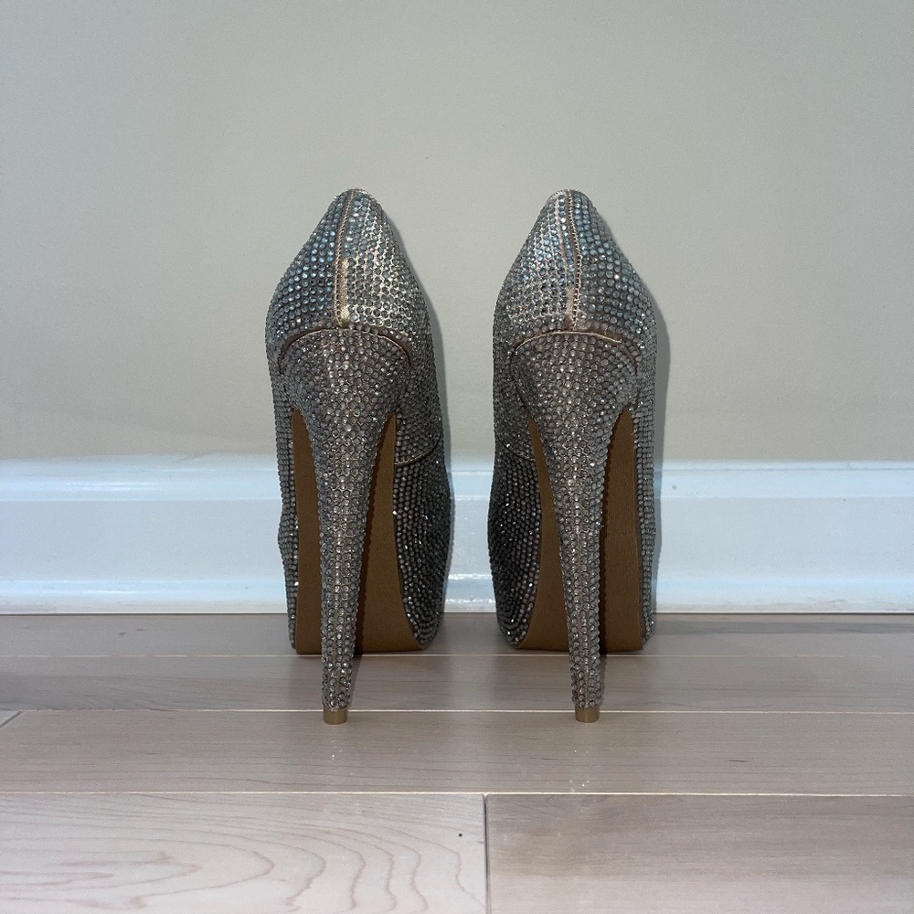 Steve Madden Rhinestone Platform Pump *New* - Picture 4 of 4